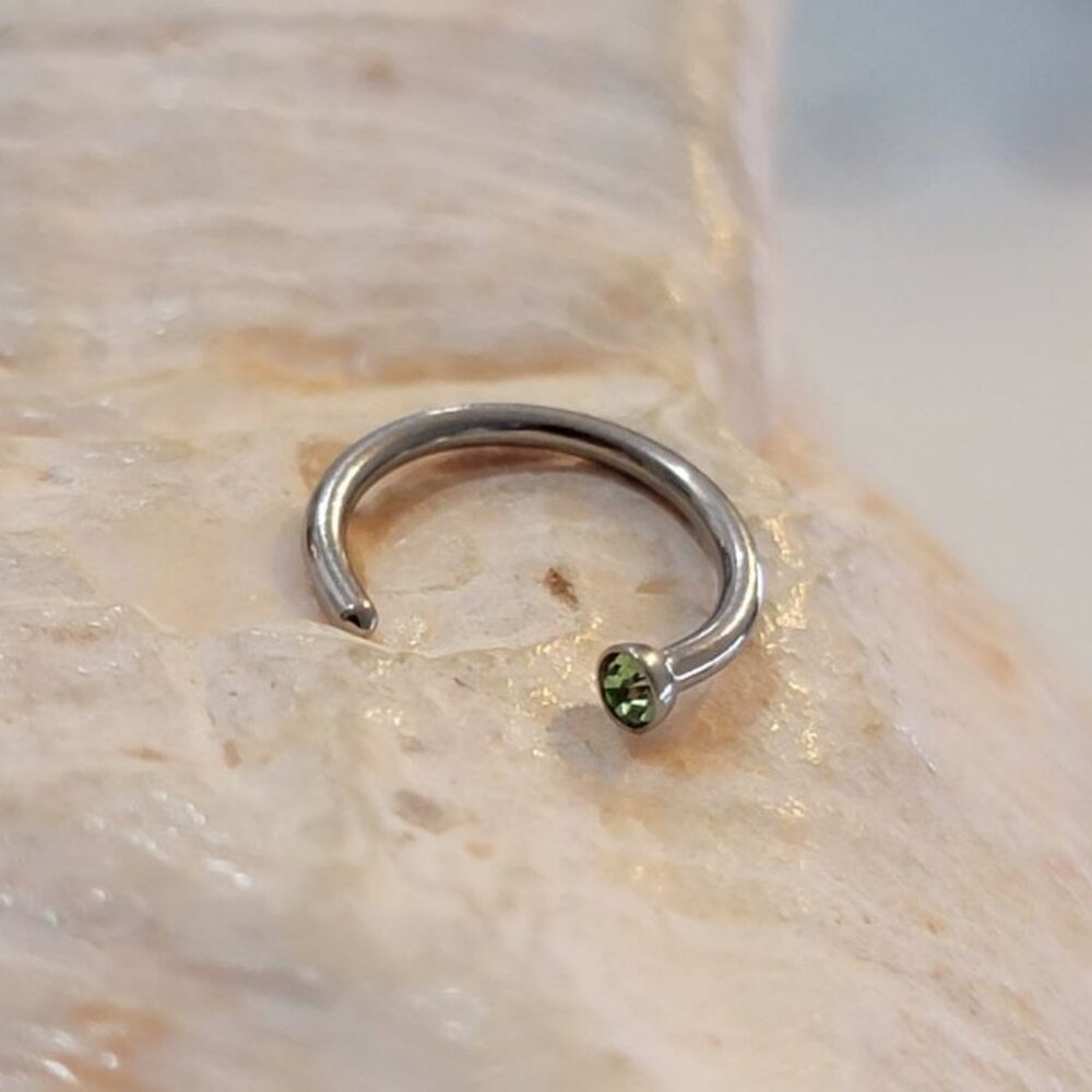18G Peridot hoop nose ring- 2mm green gem NWT birthstone